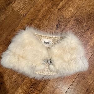 White fur shawl